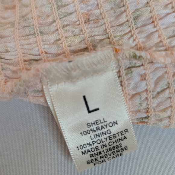 Madden Girl Ditsy Peach Floral Smocked V Neck Puff Sleeve Blouse - Picture 7 of 10